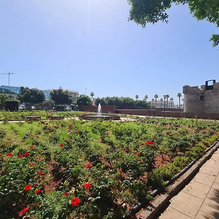 Apto Moderno Y Acogedor Con Terraza Y Vistas