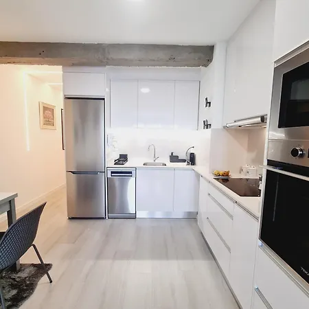 Apto Moderno Y Acogedor Con Terraza Y Vistas Apartment